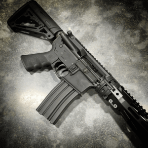 AMERICAN RESISTANCE AR15 TAKEDOWN RIFLE CHAMBERED IN 556/223 WITH CRY HAVOC TACTICAL QRB BARREL SYSTEM